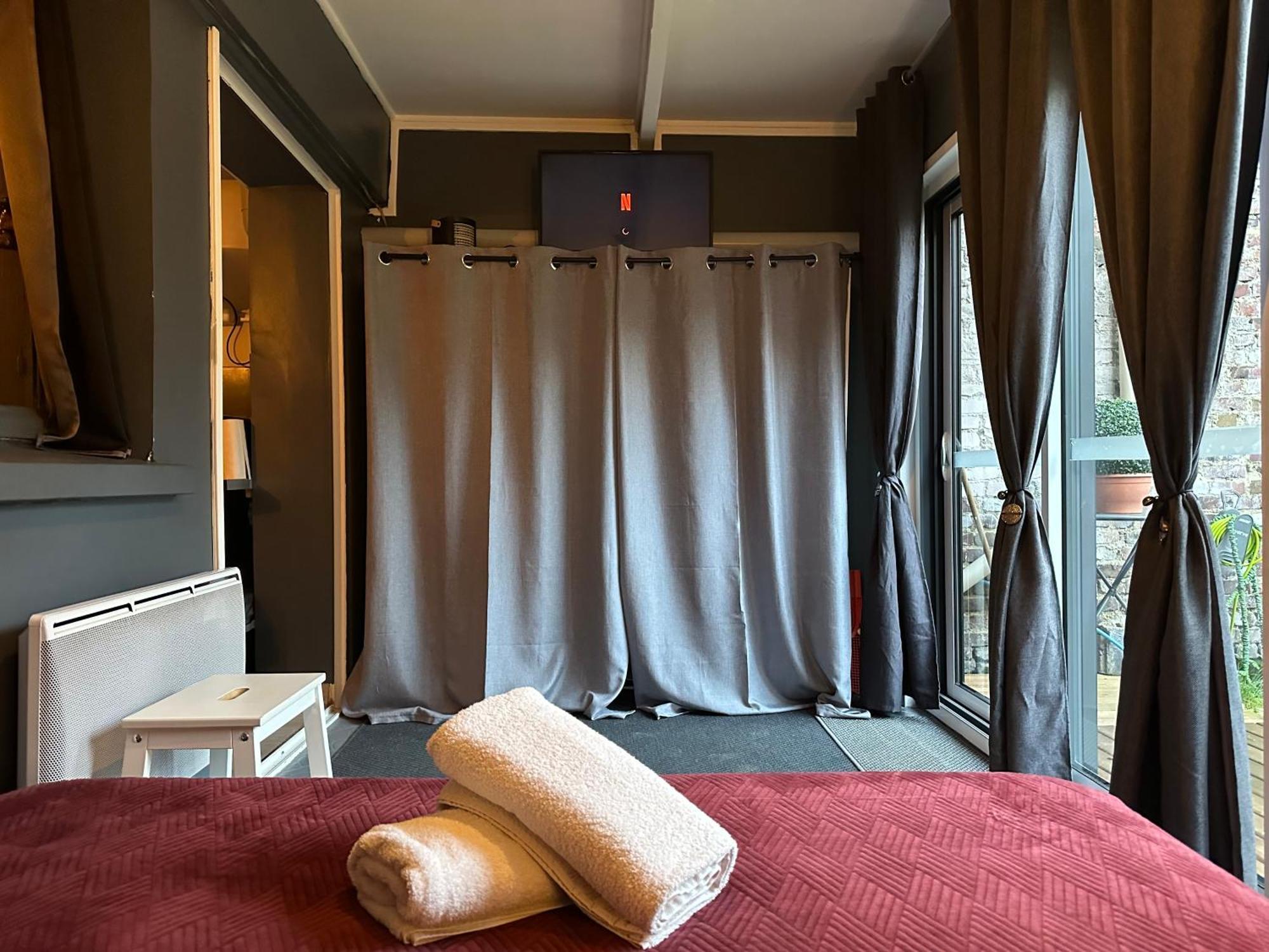 Le Charbon Dore, Train Lens - Paris Trajet D'Environ 1 Heure 10 Minutes 외부 사진